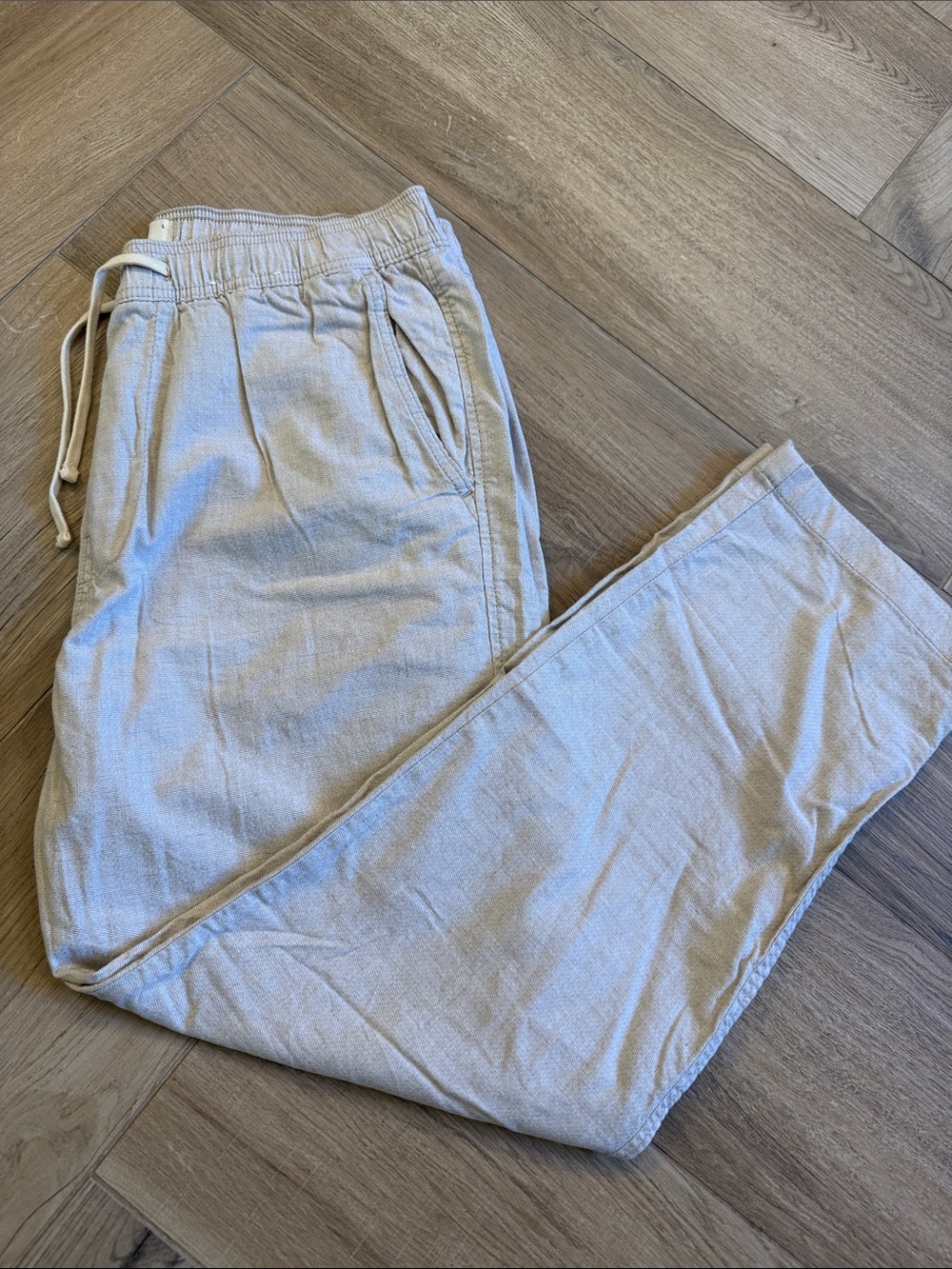 Hollister Men's Beige Drawstring Linen Pant Loose Fit